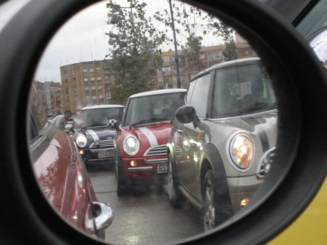 8932 Nacional Valencia paseo ciudad retrovisor