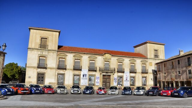 XIII Nacional – foto minis en plaza mayor de medinaceli XIII Nacional – foto minis en plaza mayor de medinaceli